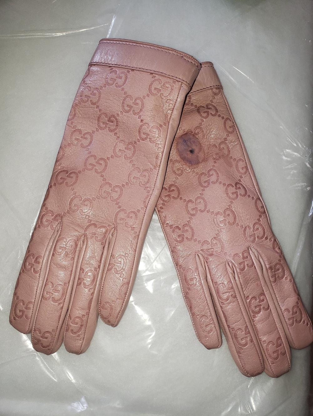 Gucci Lillac Lambskin Leather Cashmere Lined Glove With Ink Stain - Picture 8 of 13
